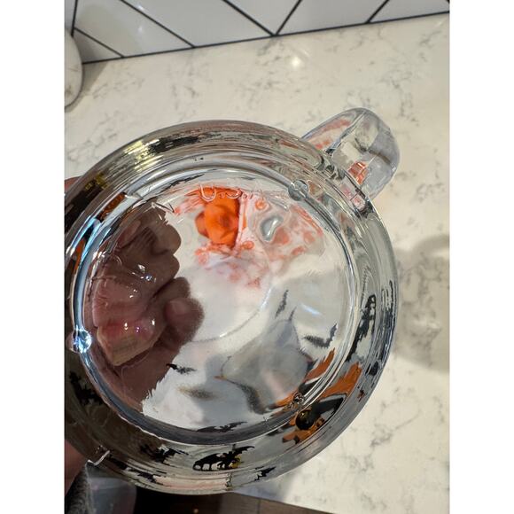 vintage Halloween glass mug featuring a witch, bats, and a full moon 90s 80s - Picture 6 of 7